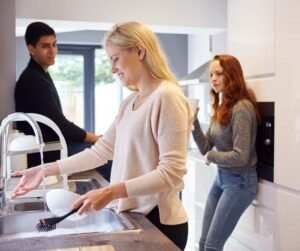 How to Have a Happy Leicester House Share