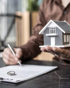 What Falling for an Overvaluation Really Does to Your Leicester Property Sale